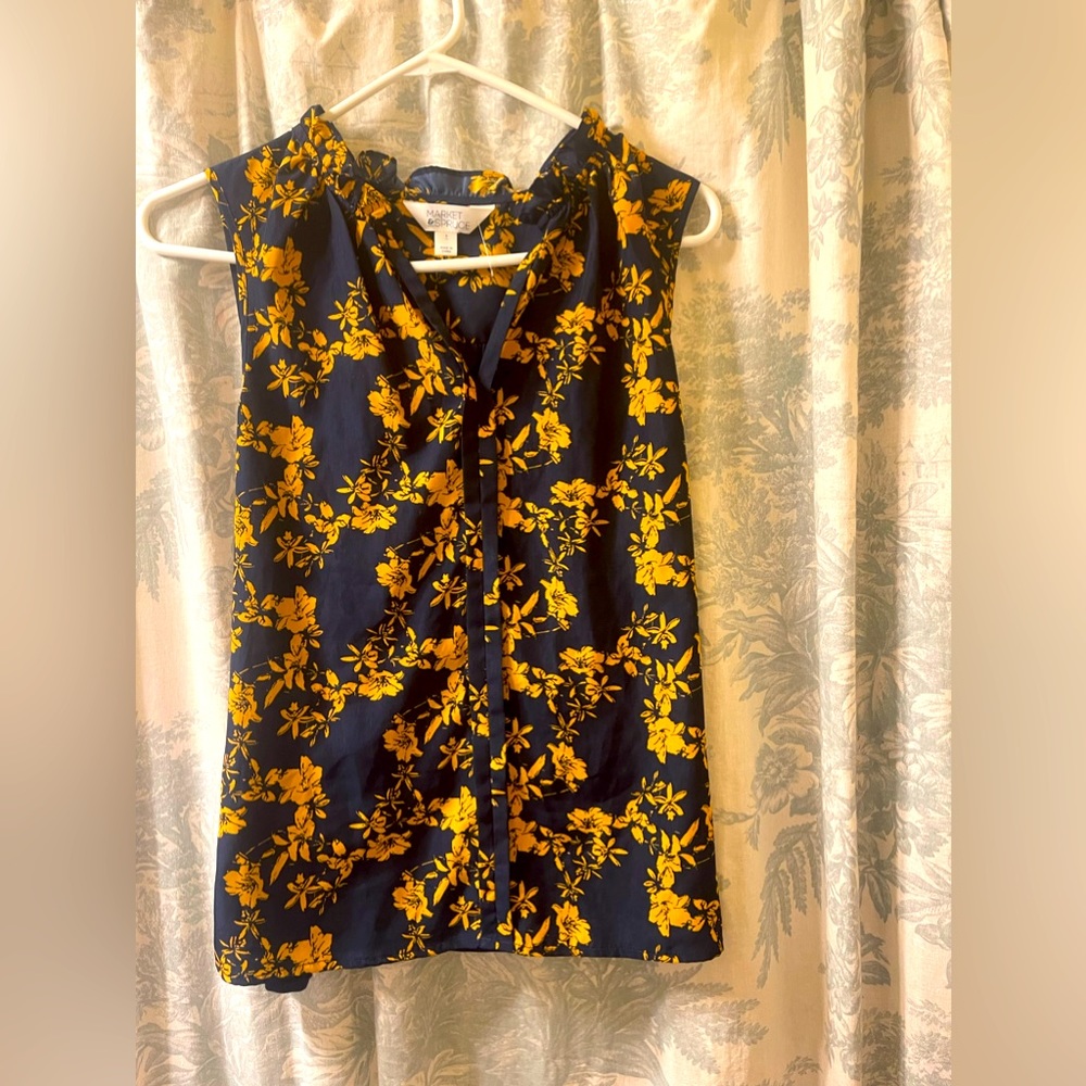 NWOT Market & Spruce Navy and orange Sleeveless top. Size Small